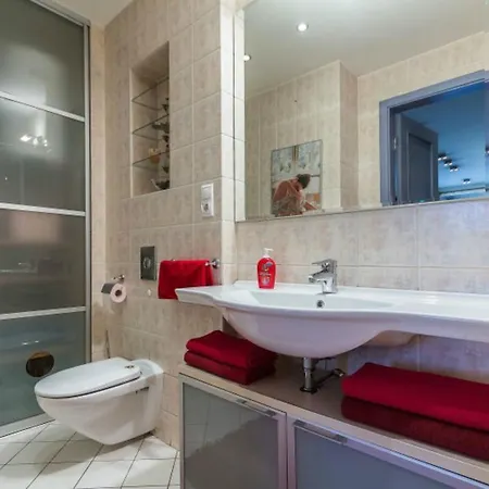 Apartment Lux